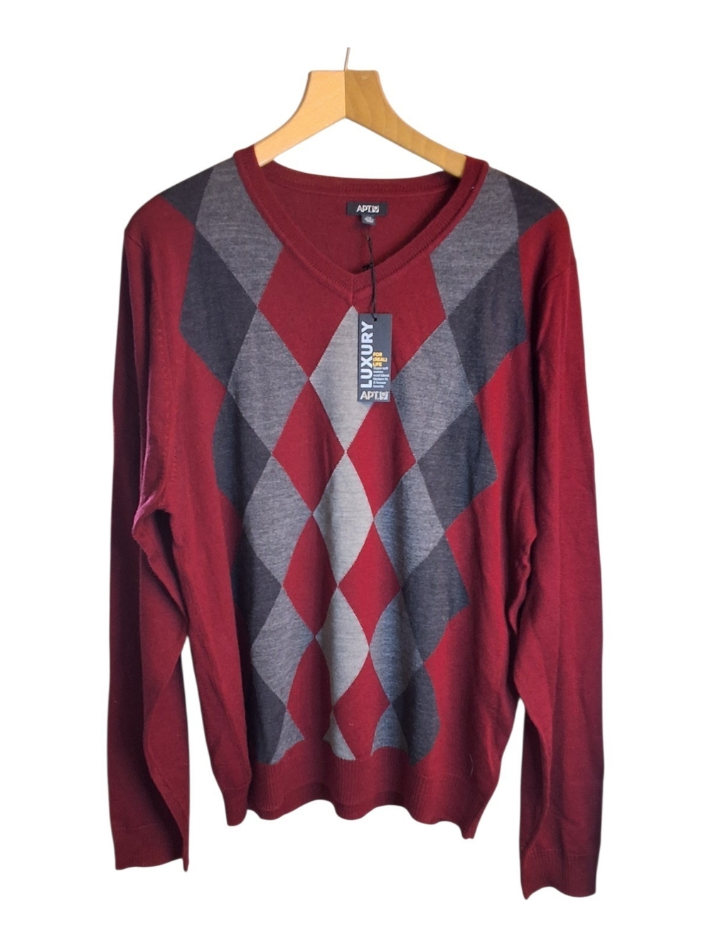 NEW APT. 9 Men’s Burgundy Argyle Merino Wool V-Neck Sweater XL